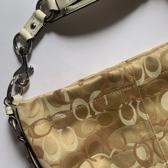 Coach• signature medium Carly bag gold and white - Picture 9 of 14
